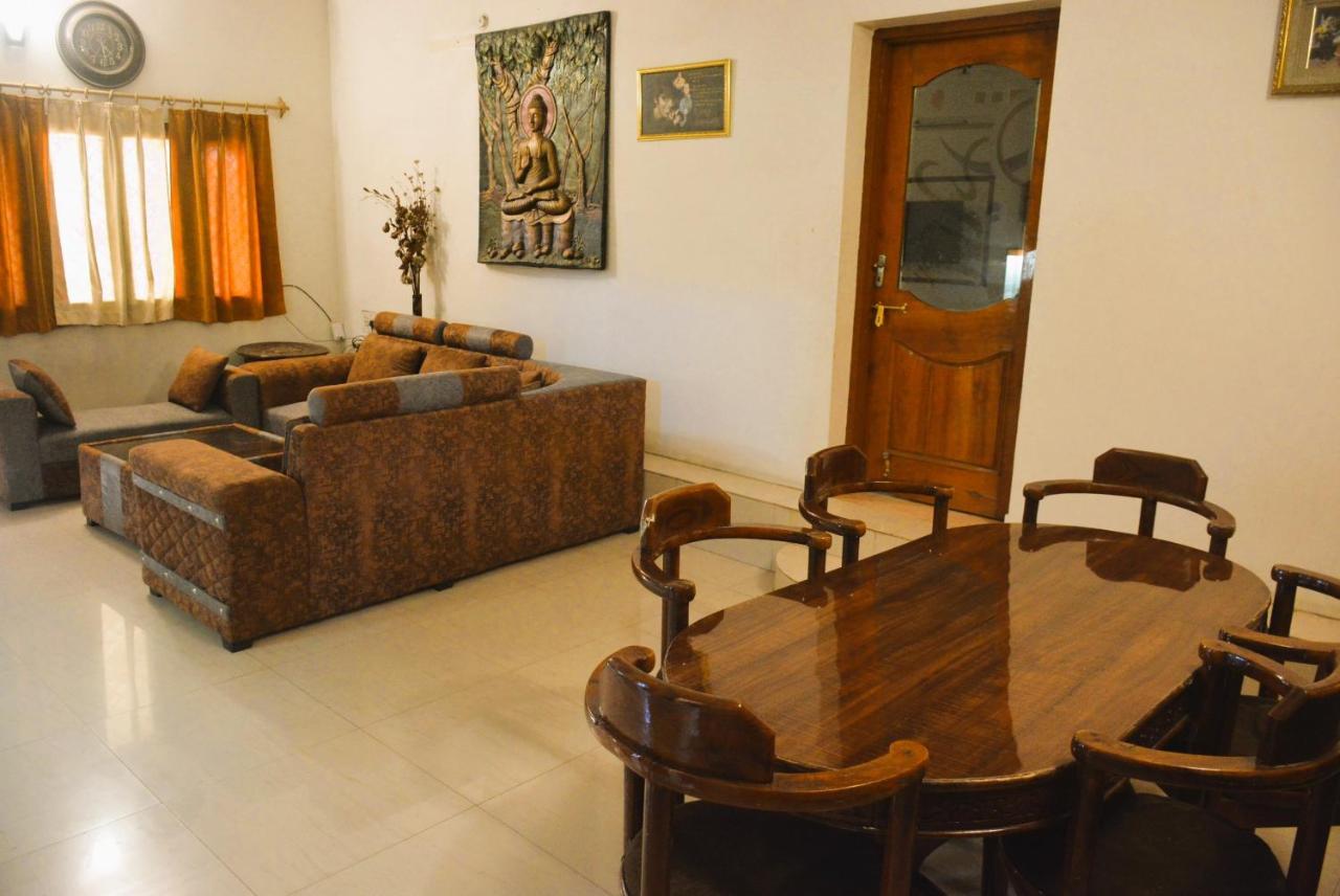 Malaiya Homestay - Grandeur Living Experience Jabalpur Esterno foto